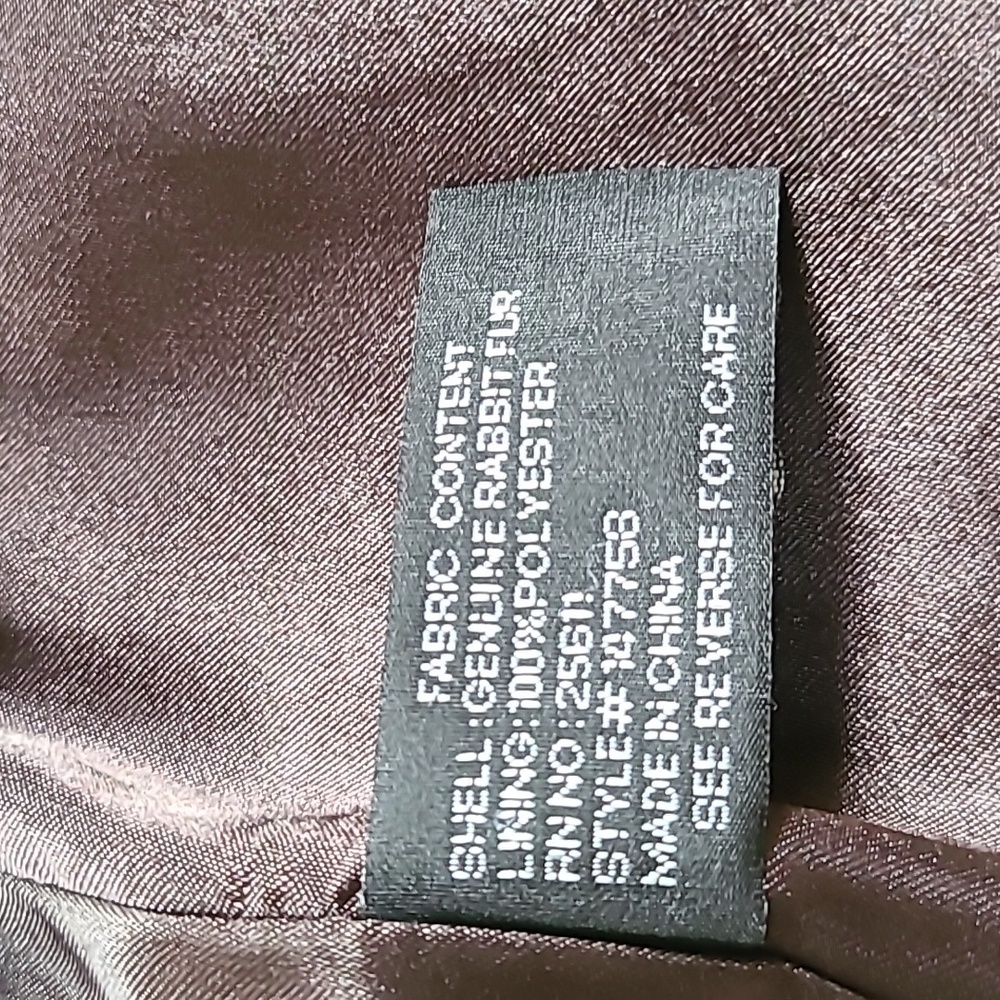Avanti Rabbit Fur Coat - Picture 10 of 10